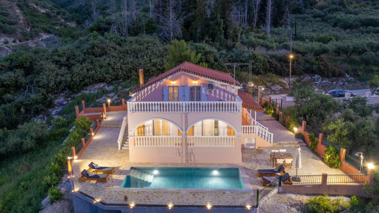 Villa Diana Lagopodhon エクステリア 写真