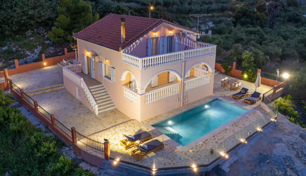 Villa Diana Lagopodhon エクステリア 写真