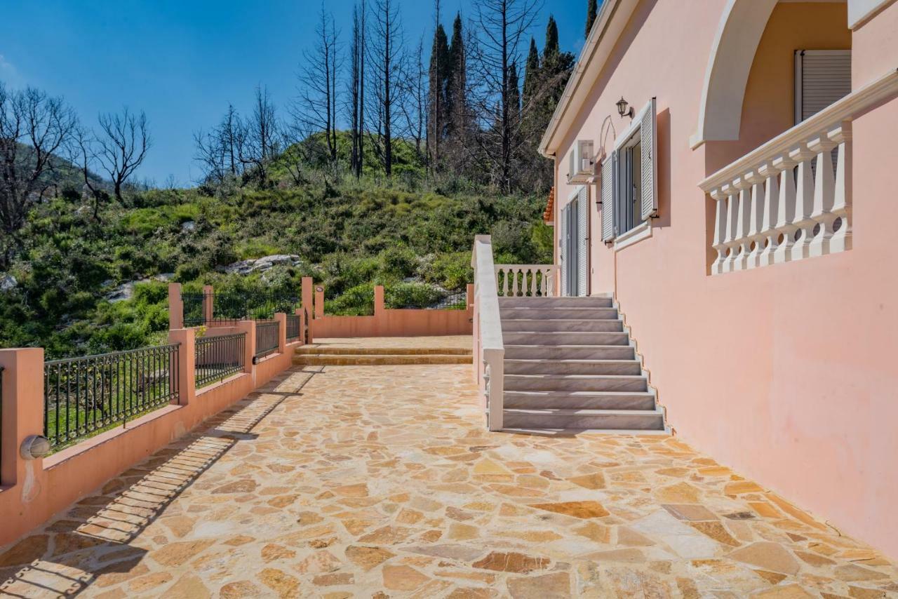 Villa Diana Lagopodhon エクステリア 写真