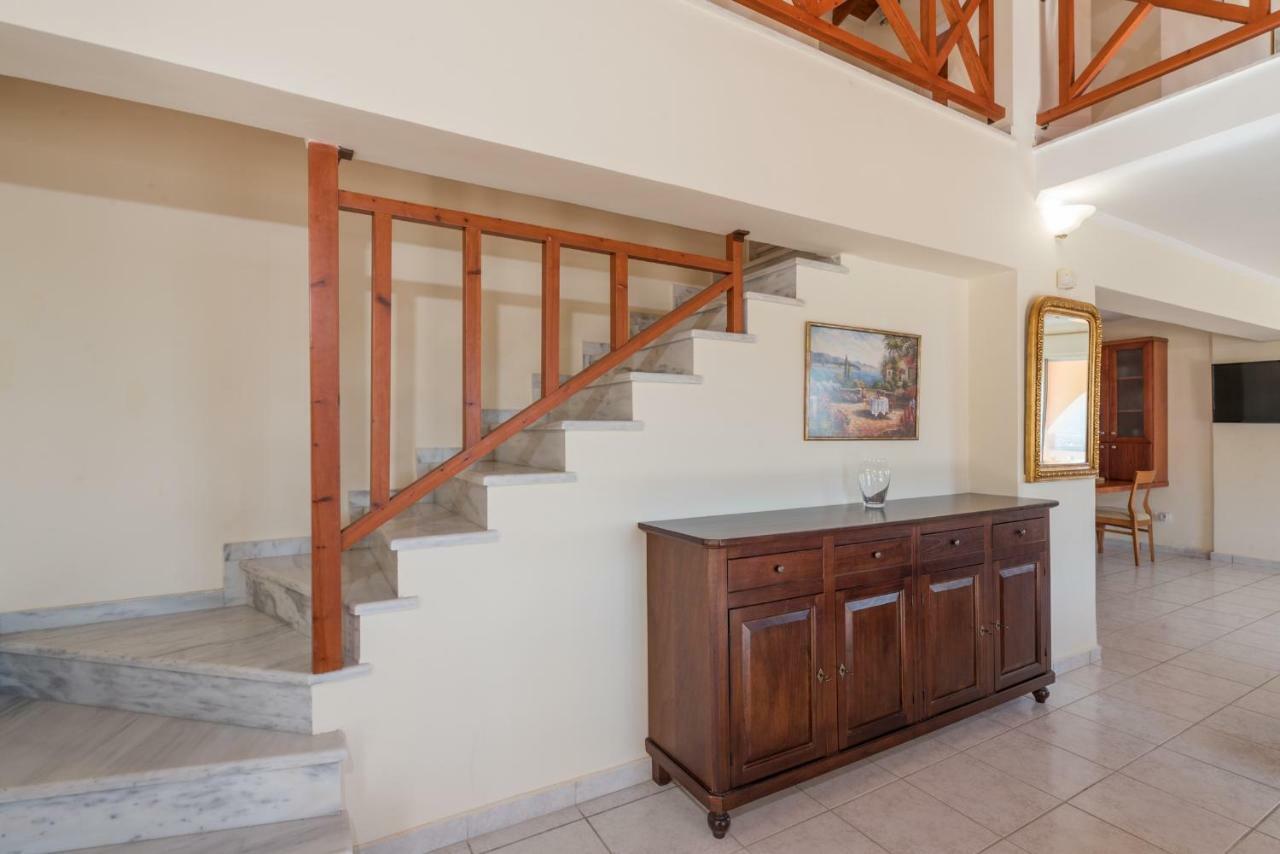 Villa Diana Lagopodhon エクステリア 写真
